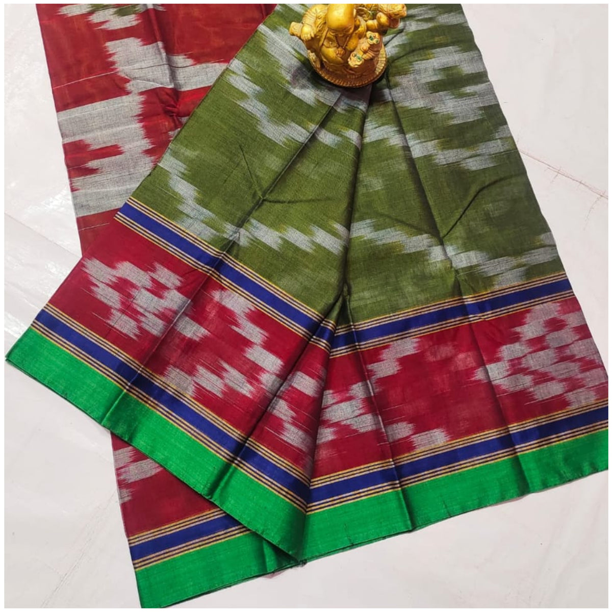 Green Red Pochampally Ikkat Cotton Saree