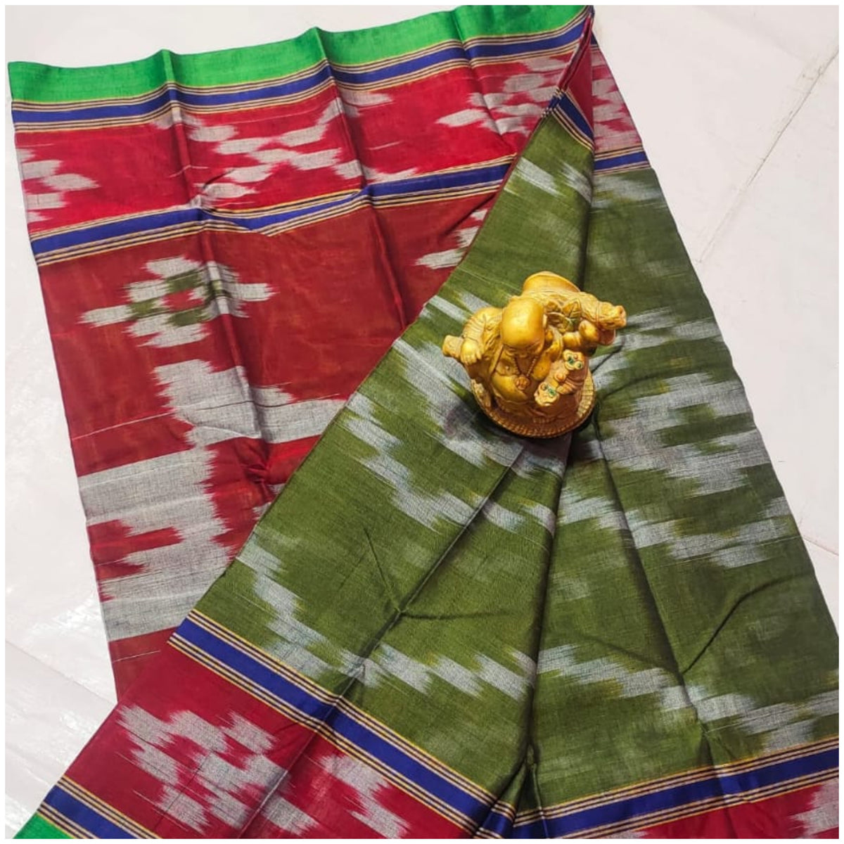 Green Red Pochampally Ikkat Cotton Saree