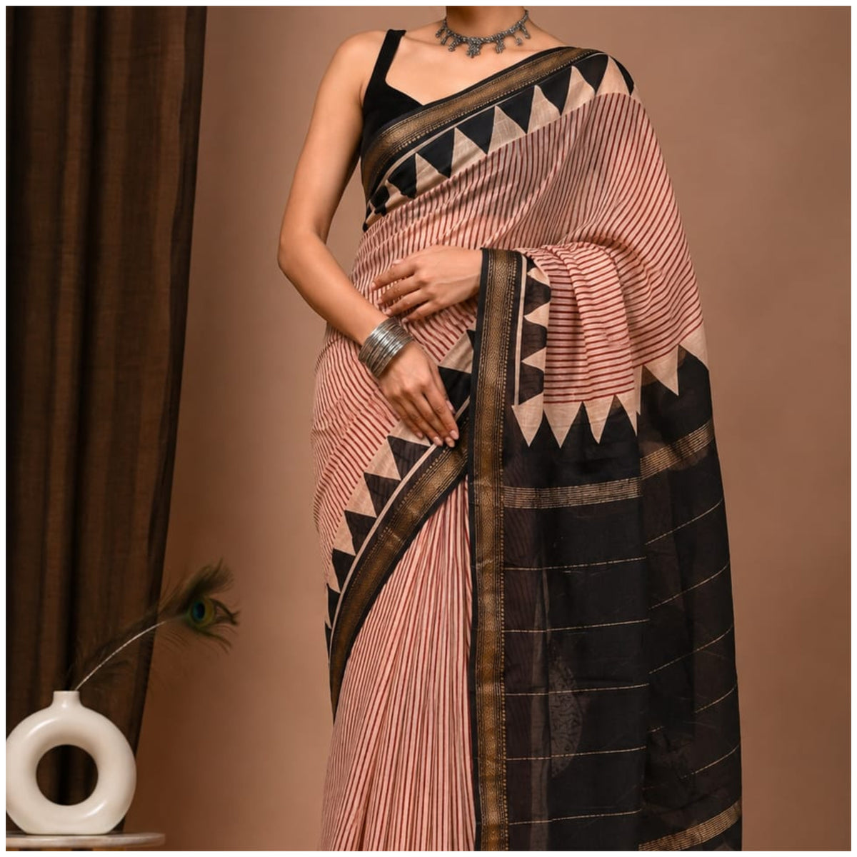 White Red Black Hand Block Printed Maheshwari Silk Saree